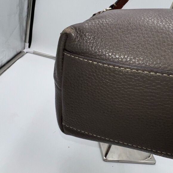 Dooney & Bourke Pebble Grain Zipper Pocket Sac with matching Wallet - Picture 9 of 16